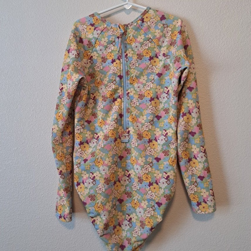 Roxy Girls Floral Long-sleeve rashguard one-piece swimsuit textured Large 12 EUC - Picture 2 of 4